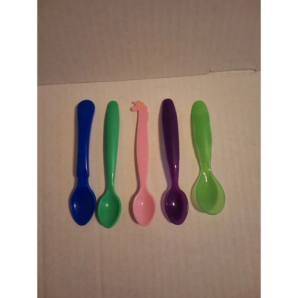 17 Baby Spoons. A Variety Of Brands.